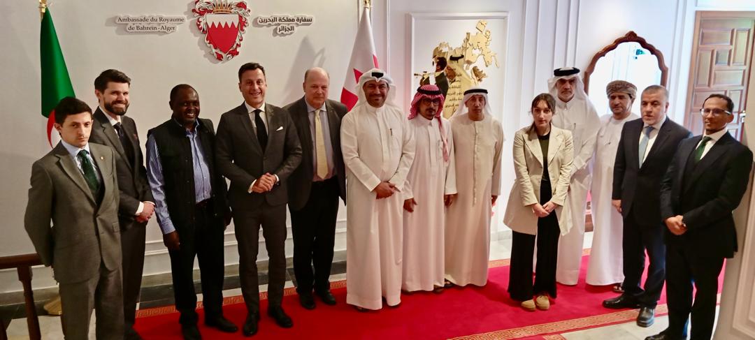 سفارة دولة الكويت تشارك في مباحثات بسفارة مملكة البحرين لدى الجزائر حول تداعيات الاعتداءات الإيرانية وإغلاق مضيق هرمز